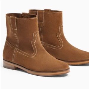 Zara girls boots brand new.